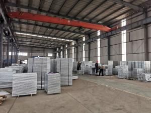 污水處理過(guò)程中黑色的玻璃鋼格柵板有什么作用？